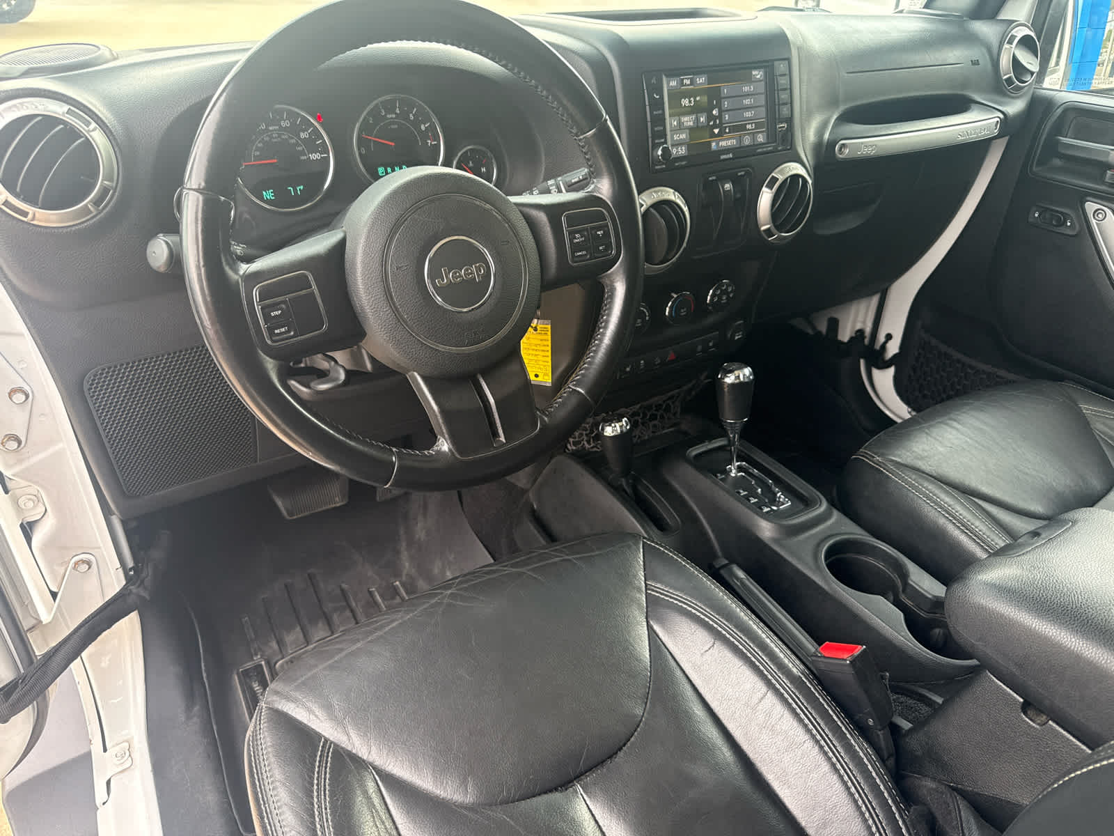 2018 Jeep Wrangler JK Sahara