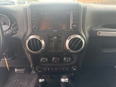 2018 Jeep Wrangler JK Sahara