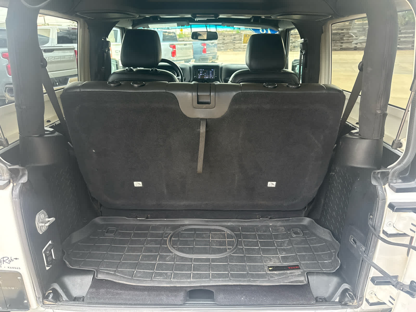 2018 Jeep Wrangler JK Sahara