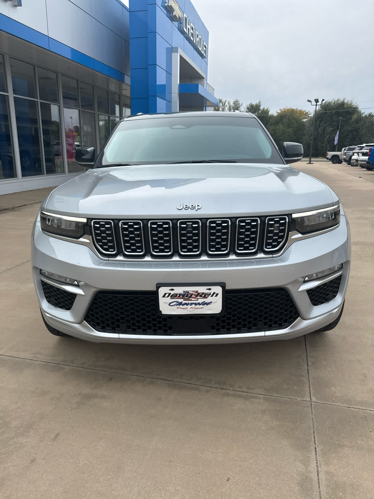 2022 Jeep Grand Cherokee Summit