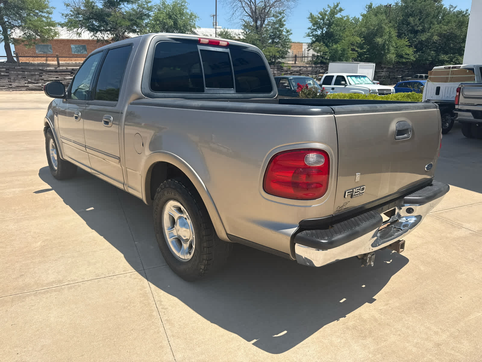 2001 Ford F-150 SuperCrew XLT