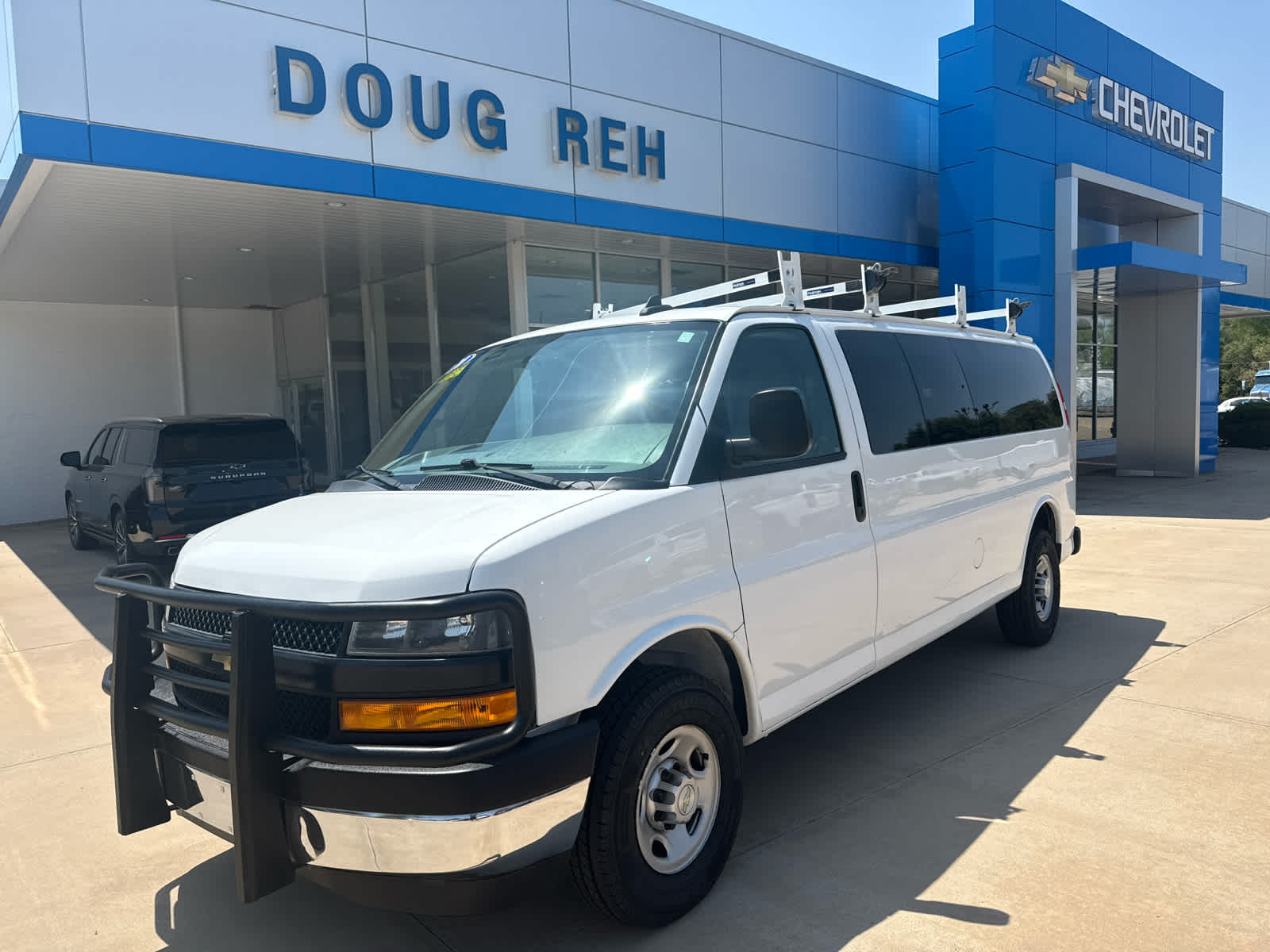 2020 Chevrolet Express Passenger 3500 LS