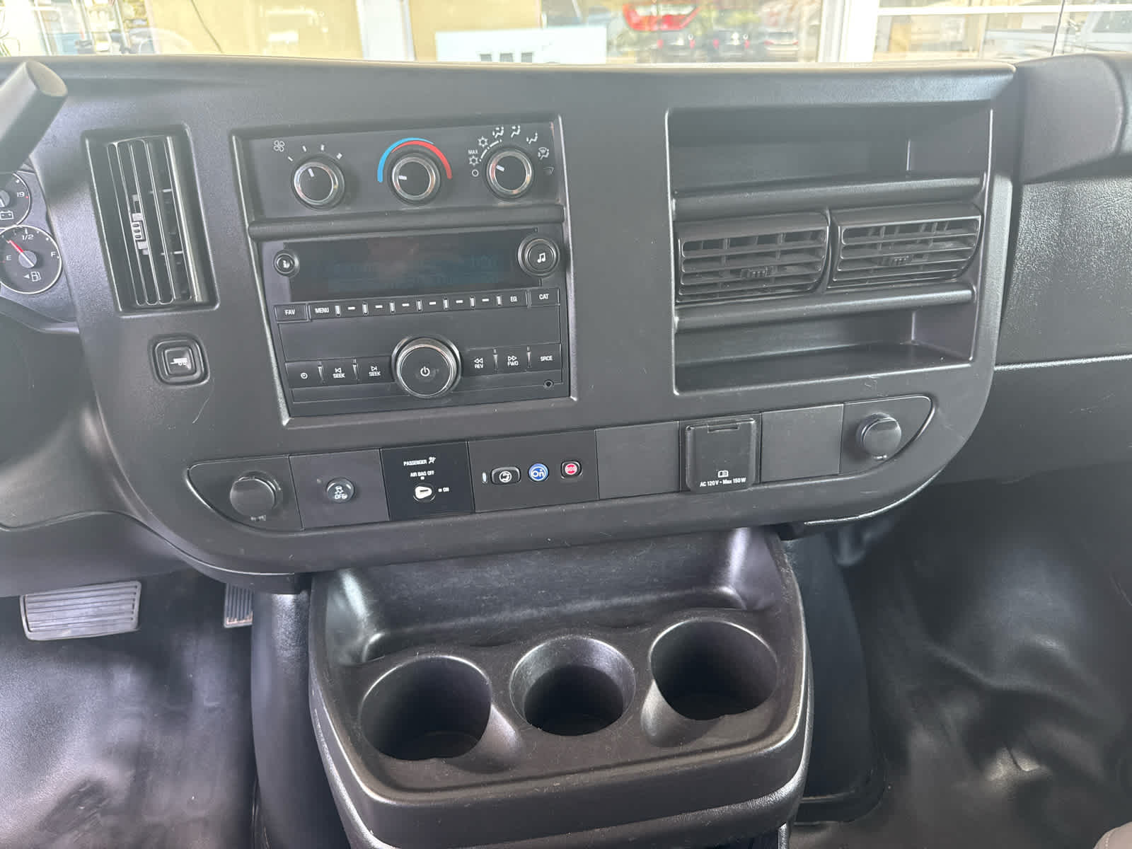 2020 Chevrolet Express Passenger 3500 LS