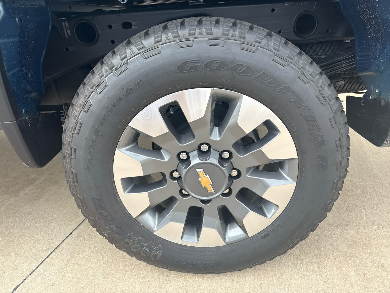 2026 Chevrolet Silverado 2500 HD Custom - Photo 10
