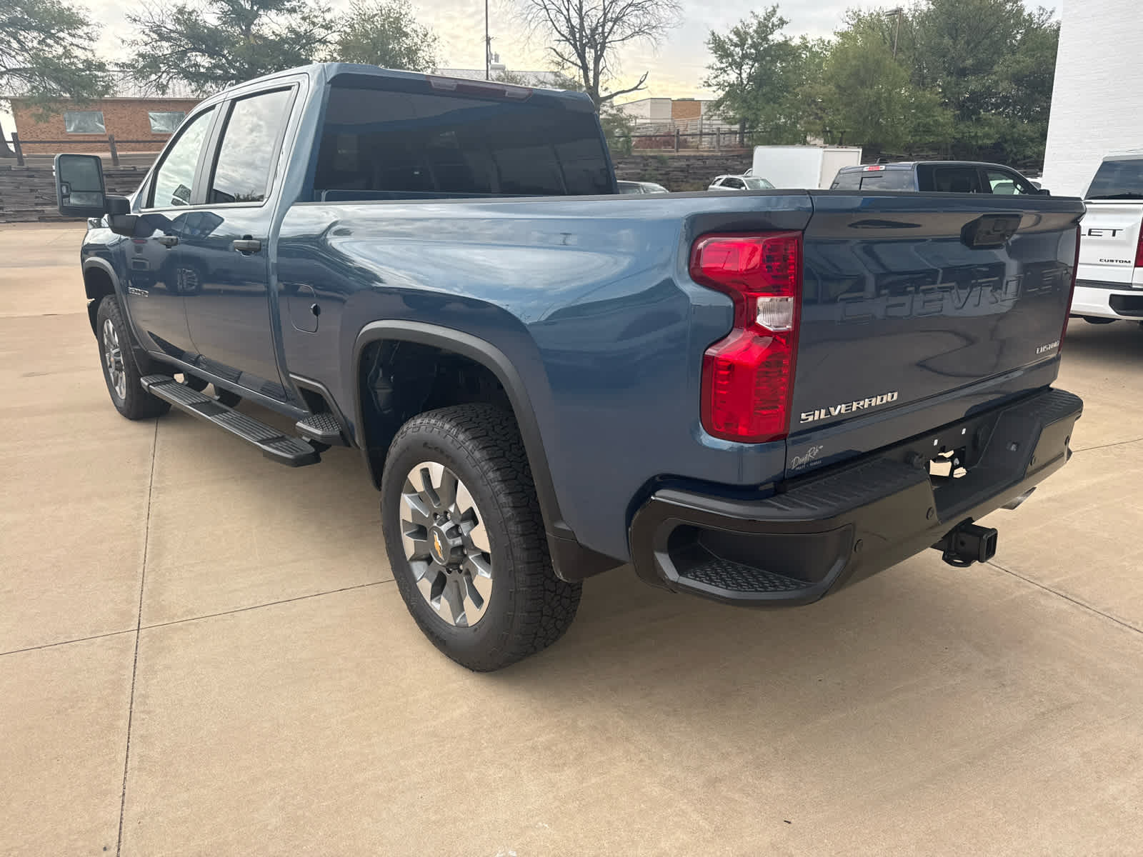 2026 Chevrolet Silverado 2500 HD Custom - Photo 8