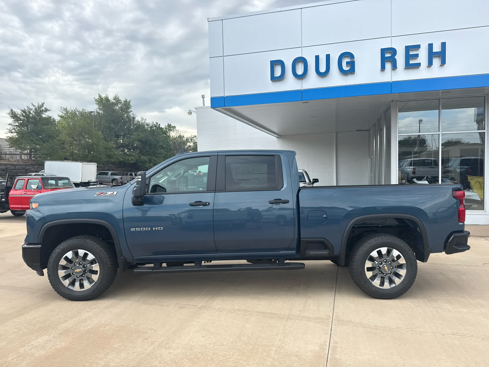 2026 Chevrolet Silverado 2500 HD Custom - Photo 9