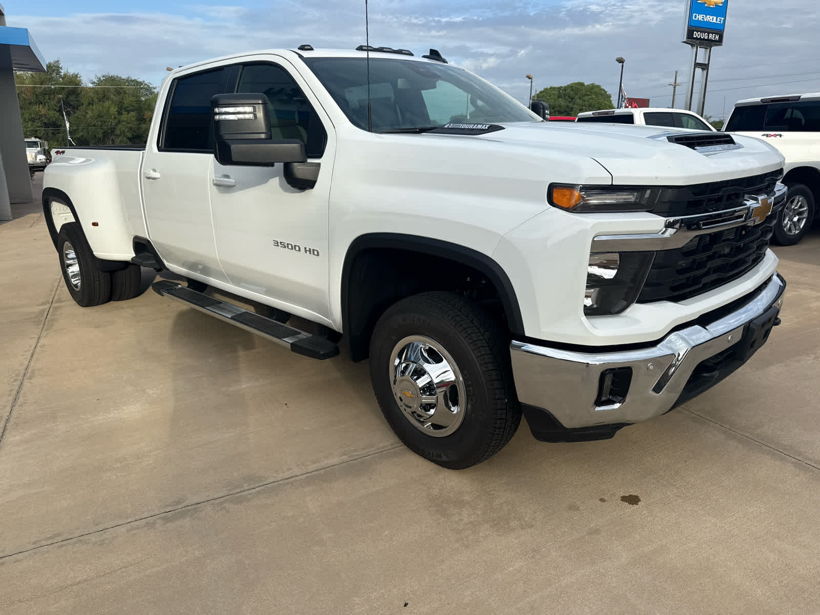 2026 Chevrolet Silverado 3500 HD LT DRW