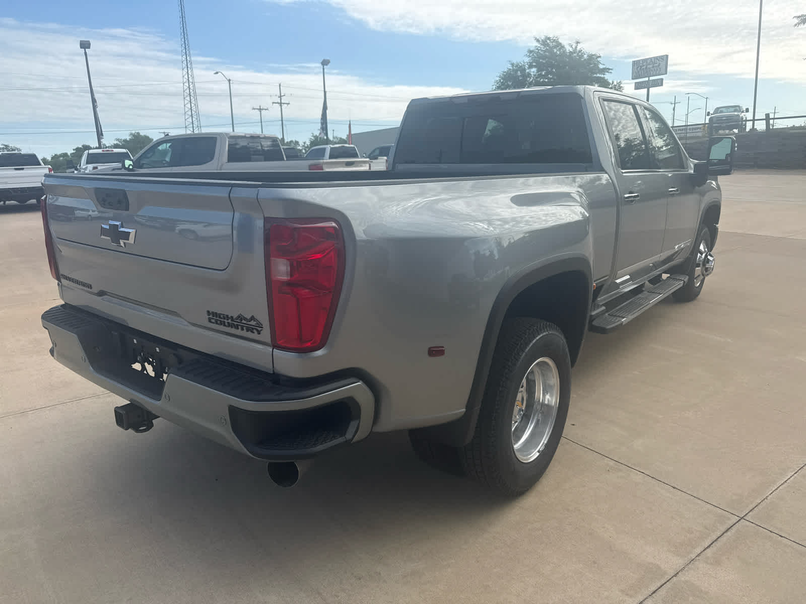 2026 Chevrolet Silverado 3500 HD High Country DRW