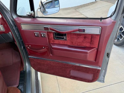 1987 Chevrolet 1/2 Ton Pickups Base