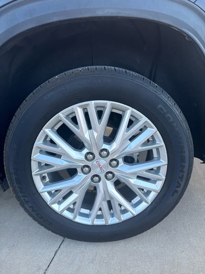 2024 GMC Acadia Elevation