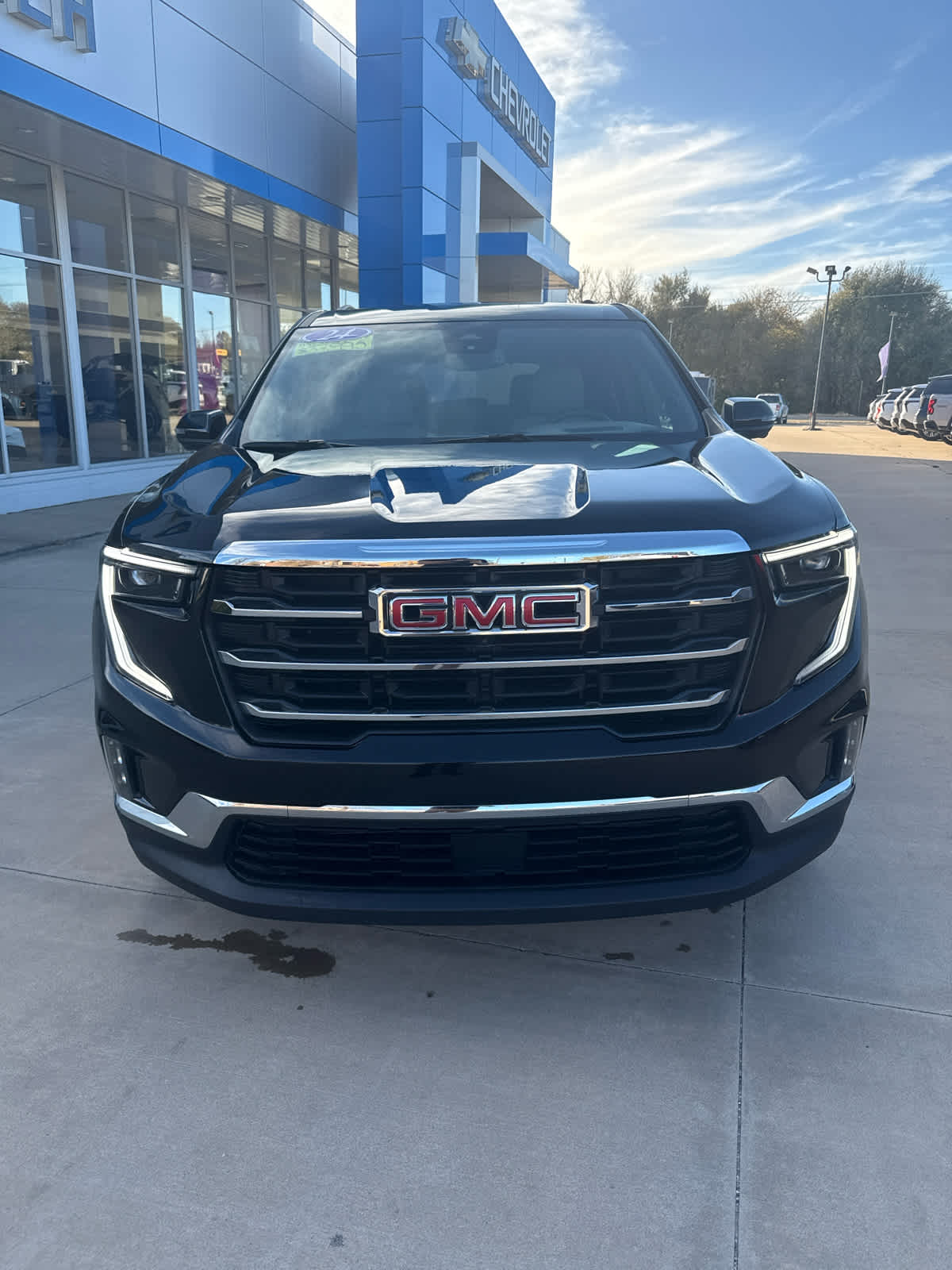 2024 GMC Acadia Elevation