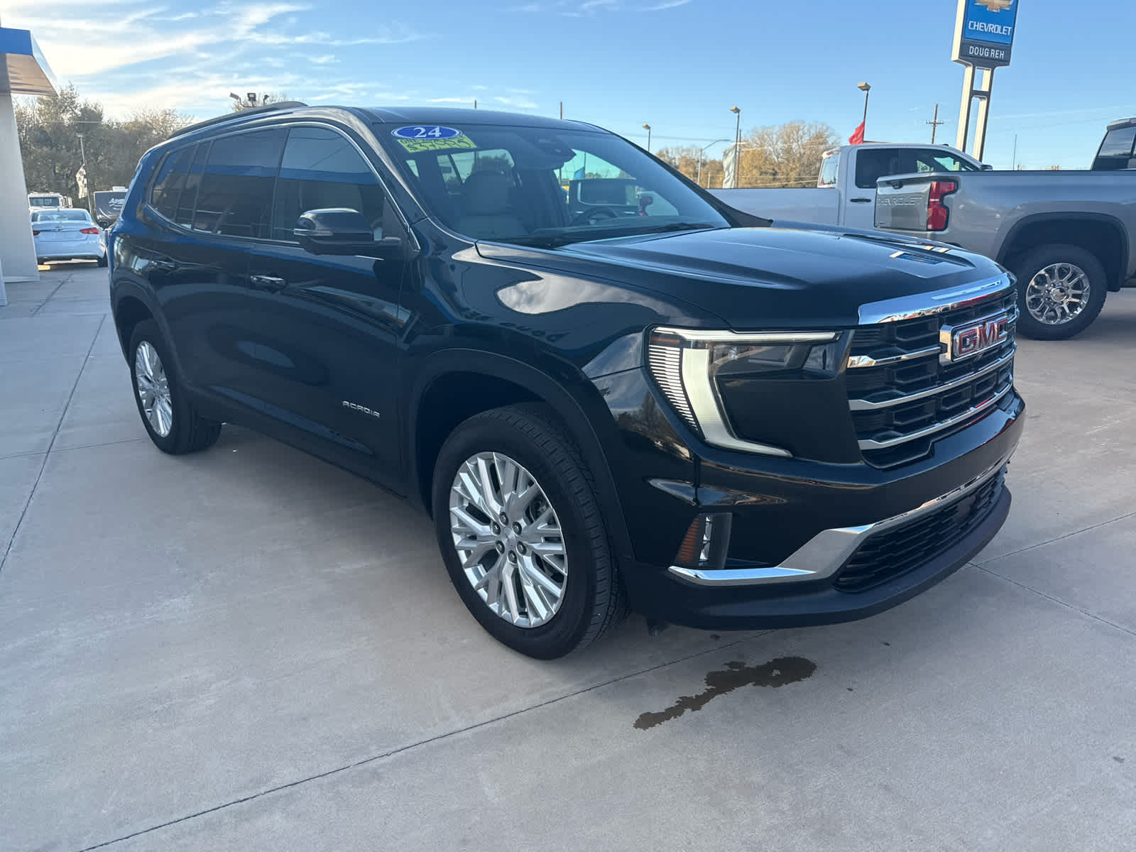 2024 GMC Acadia Elevation
