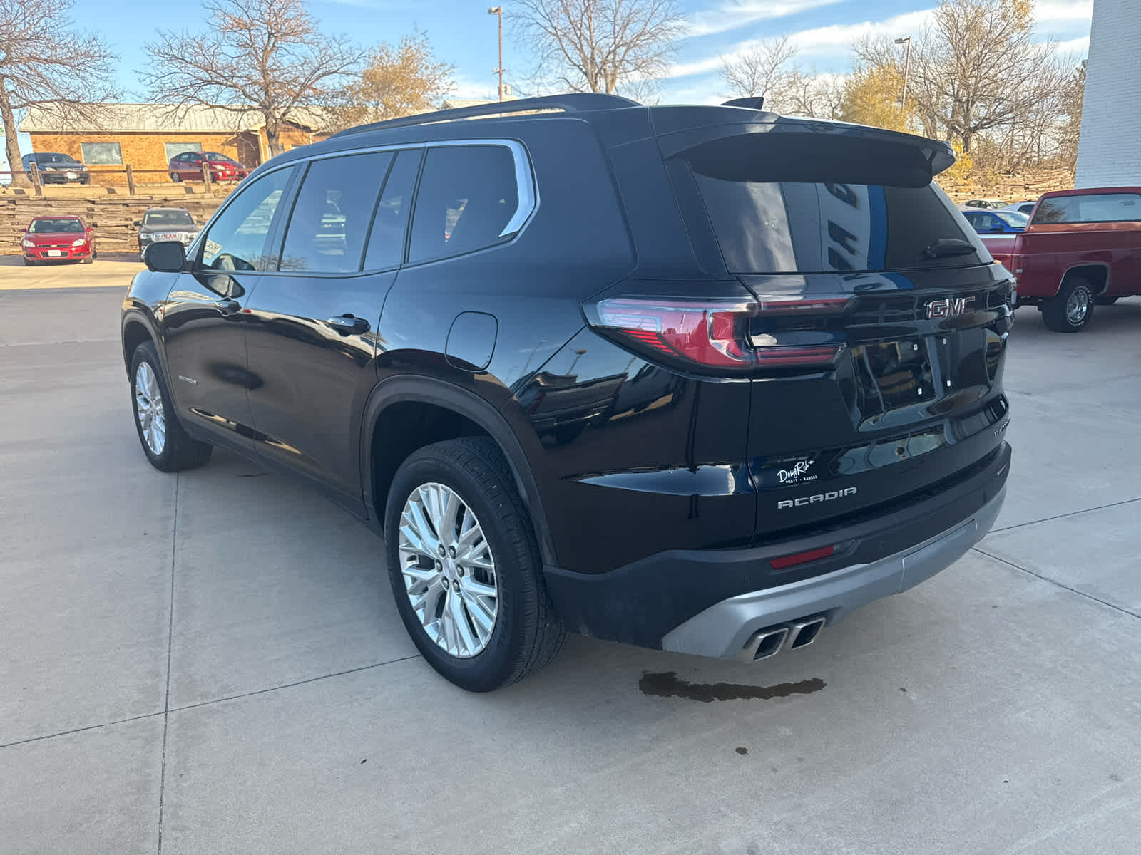 2024 GMC Acadia Elevation