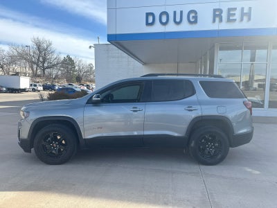 2023 GMC Acadia AT4