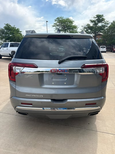 2023 GMC Acadia Denali