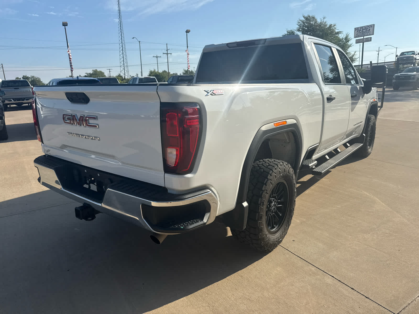 2024 GMC Sierra 2500 HD Pro