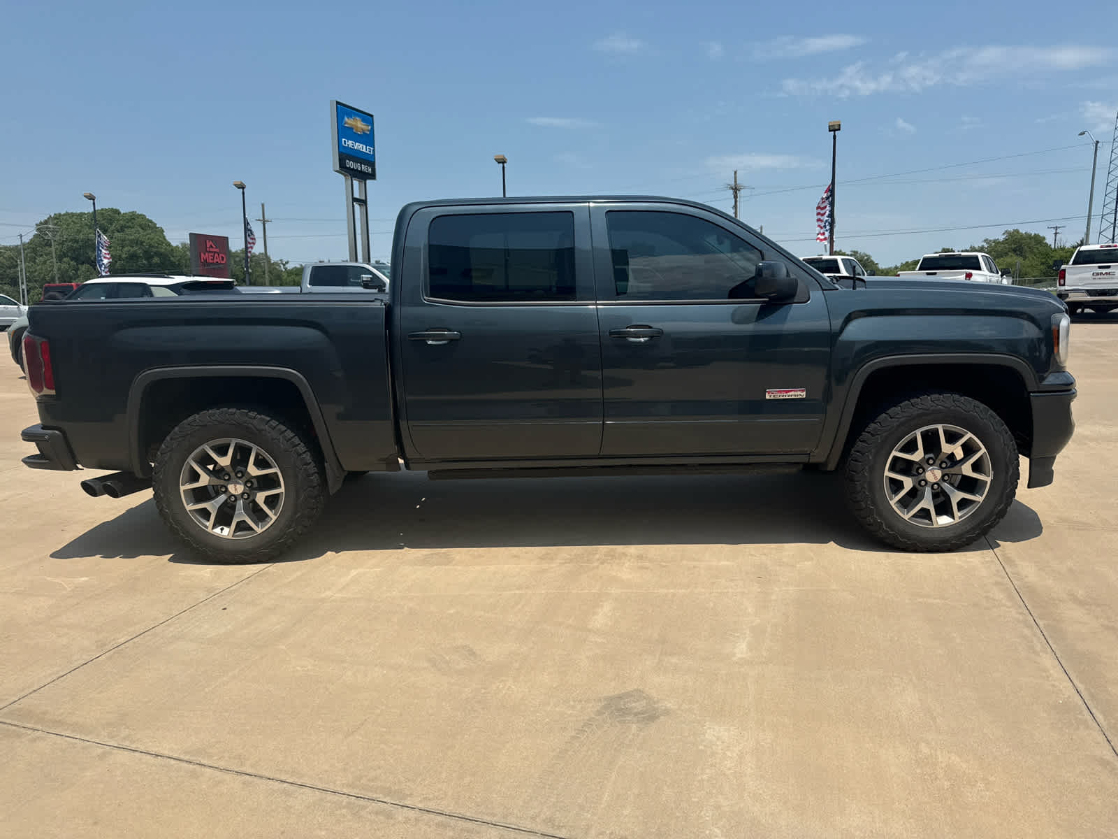 2017 GMC Sierra 1500 SLT