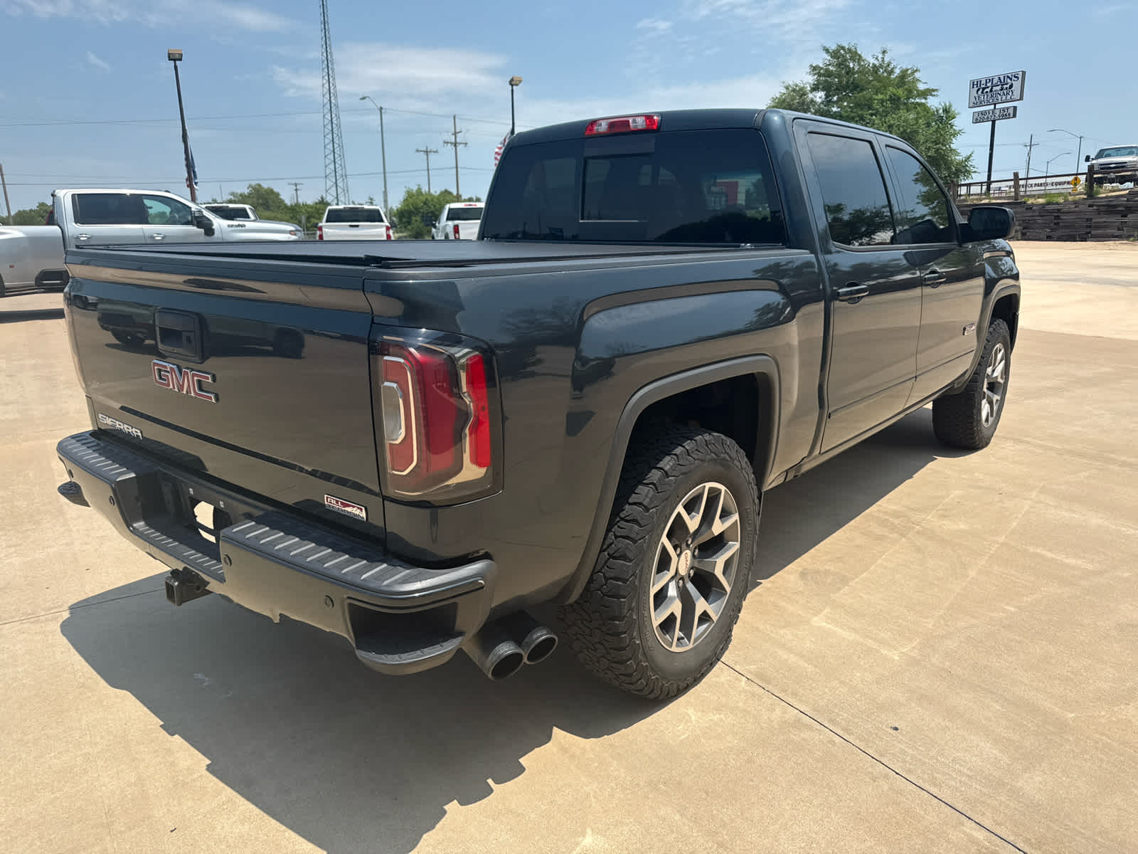 2017 GMC Sierra 1500 SLT