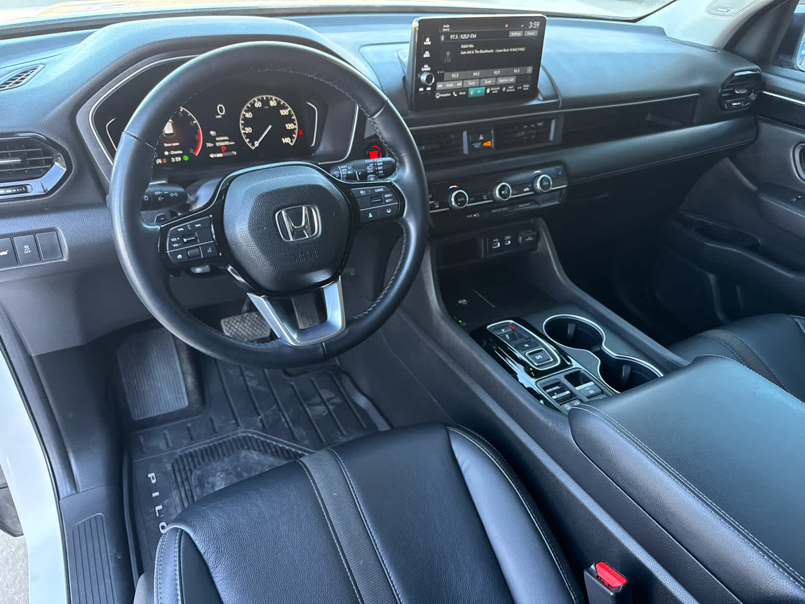 2025 Honda Pilot Touring